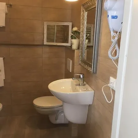 ノンナズ アフィッタカメーレ ゲストハウス *